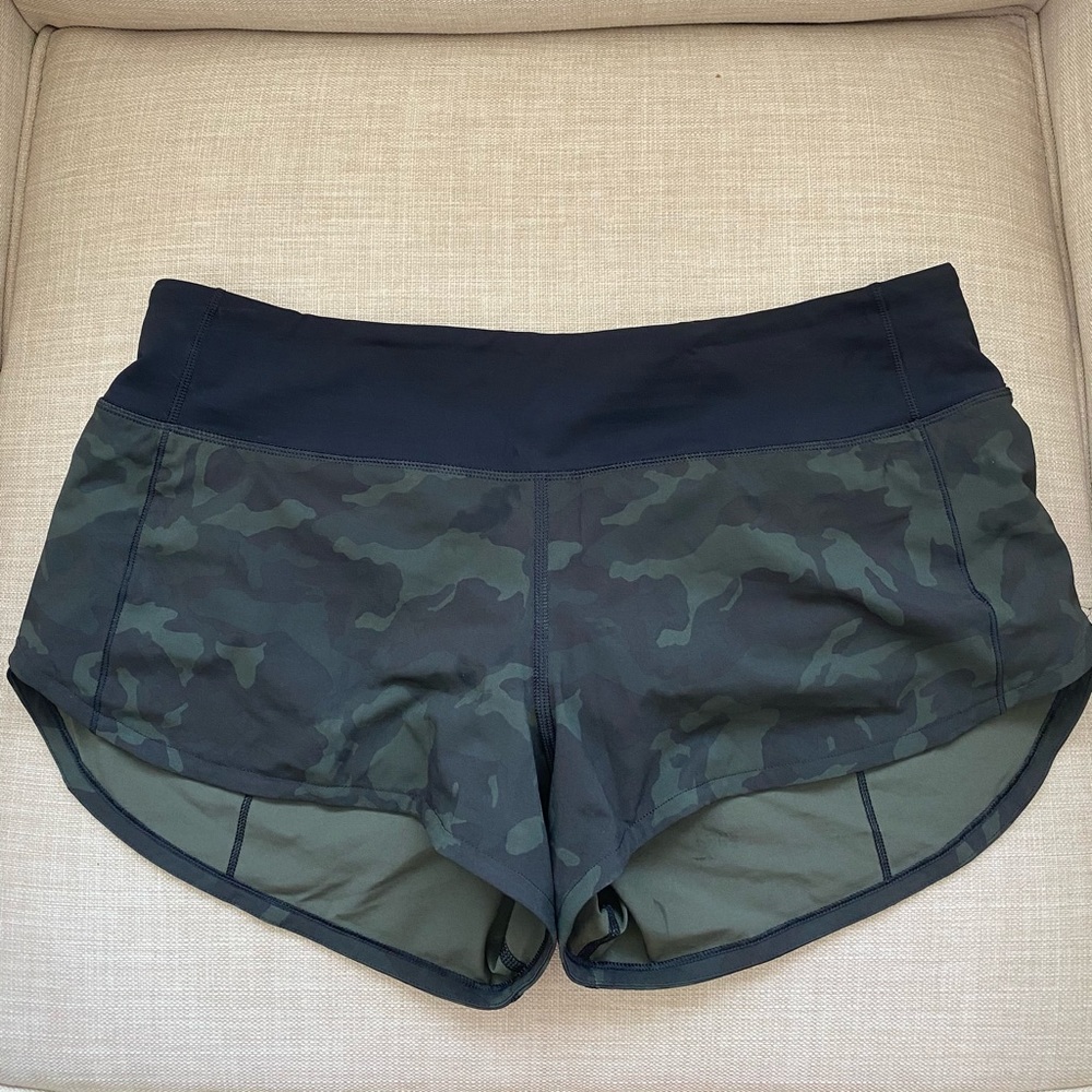 Lululemon Camo 2.5” Shorts